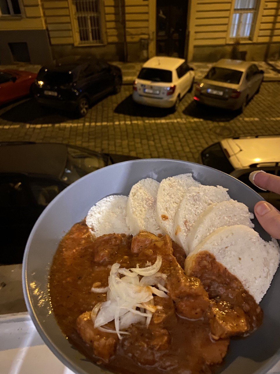 Uplne novy background, treba si zvykat na nove